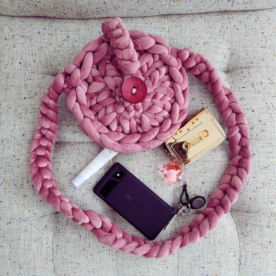 Round Mauve Velvet Chunky Yarn Crossbody Bag